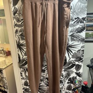 Buff Bunny XL Tan Jogger Pants